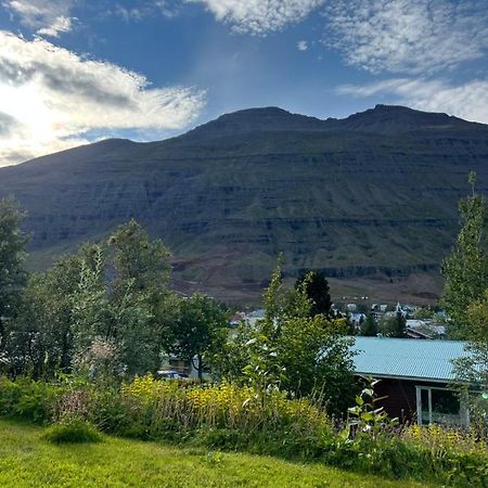 Cozy Apartment In Seydisfjordur เซย์ริสเฟียรือร์ ภายนอก รูปภาพ